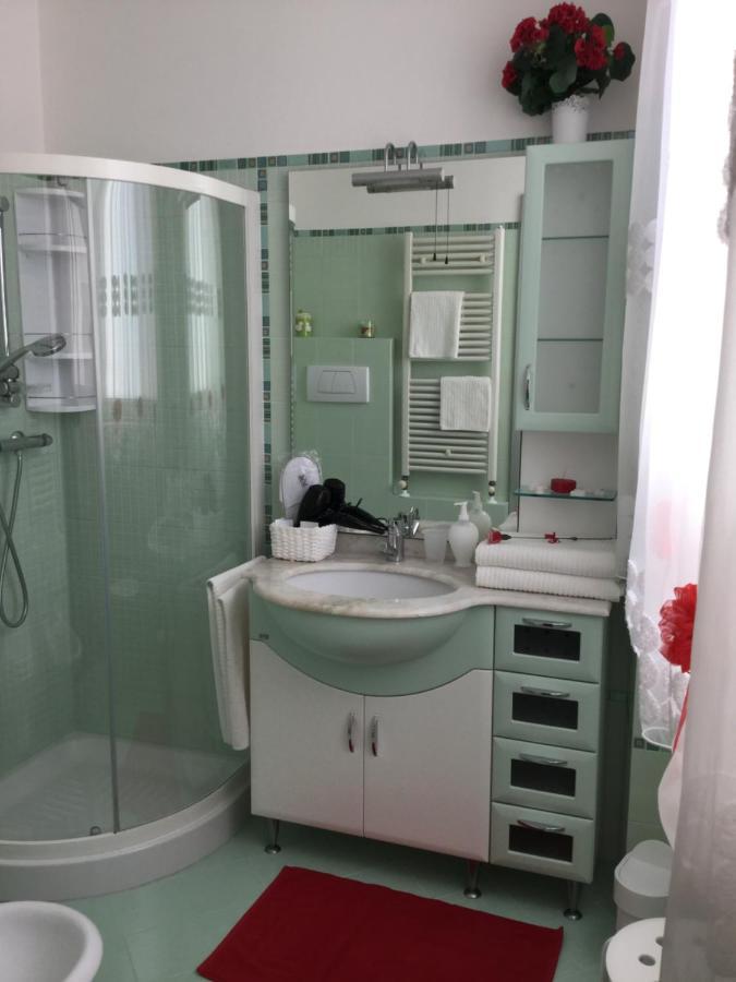 B&B La Favola Castellana Grotte Bagian luar foto